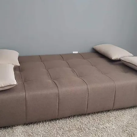 Nice And Cozy Studio Apartment With Gym And Pool. Kampar Exterior photo